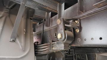 �����ؿ� ����L6000 220���� 4X2 8.7����ʽ�ػ���(SX5189XXYVA1)ͼƬ