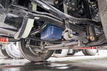 �����ؿ� ����L6000 220���� 4X2 8.7����ʽ�ػ���(SX5189XXYVA1)ͼƬ