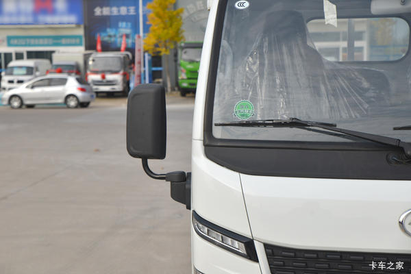上汽轻卡S100加宽车型5.5万起售