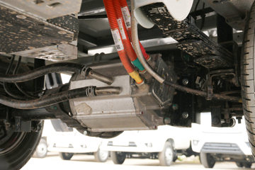 ���� ����M1 2.95T 2.82�׵��Ŵ��綯��ʽ΢��44.43kWhͼƬ