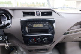 帅舰&nbsp;电动载货车内饰图片