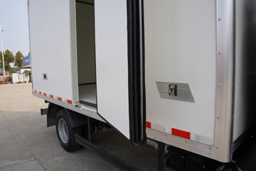 ���� ˧��S7 ����ʿ 160���� 4X2 4.015�׵�����س�(����)ͼƬ