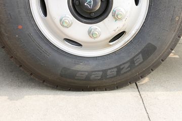 ���� ����A8 150���� 4X2 4.18�׵��������ῨͼƬ