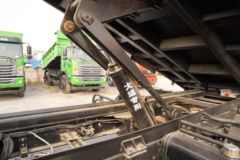 大运 运隆 复合型 180马力 4X2 3.8米自卸车(DYQ3161D6AB)