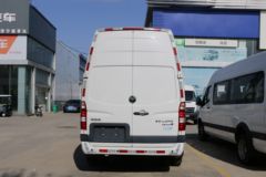 福田商务车 图雅诺通途 177马力 2.8T柴油 3座 加长轴超高顶封闭货车