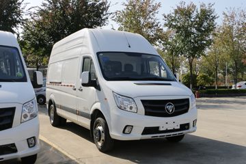 福田商务车 图雅诺通途 2023款 吉象 150马力 2.0T柴油 3座 自动 长轴超高顶封闭货车(后单胎)