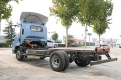 陕汽轻卡 德龙E3000 4.18米纯电动厢式轻卡(液刹)(YTQ5042XXYJEEV334)81.14kWh