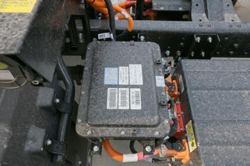 �����Ῠ ����E3000 4.18�״��綯��ʽ�Ῠ(Һɲ)(YTQ5042XXYJEEV334)81.14kWhͼƬ