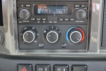  J6F ɽ 137 4.2׵Ῠ()(CA1040P40K61L2E6A85)ͼƬ