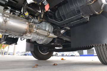 ��� J6F ��ɽ�� 137���� 4.2�׵��������Ῠ(����)(CA1040P40K61L2E6A85)ͼƬ