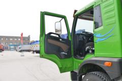 青岛解放 龙V2.0 220马力 6X2 5.2米自卸车(国六)(CA3241PK8L2T3E6A90)