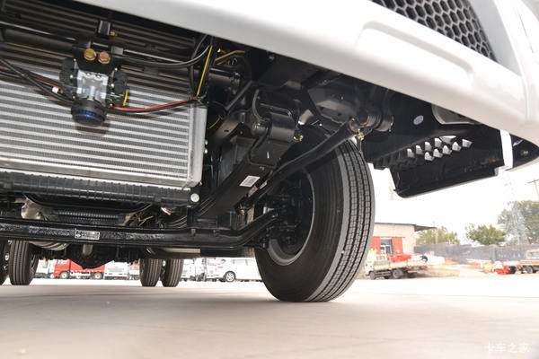 新车到店,长治市领途载货车仅需12.7万元