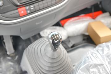 �����Ῠ ����K3000 140���� 4.18�׵�����ʽ�Ῠ(����)(YTQ5041XXYKH334)ͼƬ