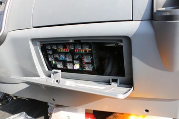 �����Ῠ ����K3000 150���� 4.18�׵��Ų�դʽ�Ῠ(����)(��ʿ��8��)(YTQ5041CCYKH331)ͼƬ