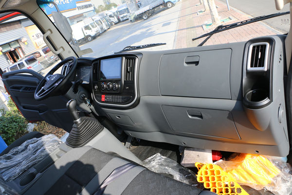 购德龙K3000载货车 享高达3.8万优惠