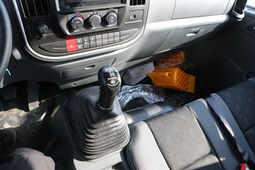 �����Ῠ ����K3000 150���� 4.18�׵��Ų�դʽ�Ῠ(����)(��ʿ��8��)(YTQ5041CCYKH331)ͼƬ