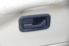 江铃汽车 特顺 122马力 9座 2.8T柴油 长轴中高顶轻客(国六)