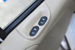 江铃汽车 特顺 122马力 9座 2.8T柴油 长轴中高顶轻客(国六)