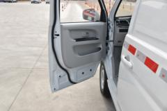 SRM鑫源 X30L EV 2.5T 2座 4.495米纯电动厢式运输车41.68kWh