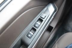 江铃 凯运中体 143马力 4.2米单排厢式轻卡(国六)(JX5043XXYTGG26) 江铃 凯运中体 143马力 4.2米单排厢式轻卡(国六)(JX5043XXYTGG26)