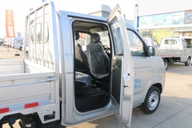 开瑞X6&nbsp;载货车驾驶室                                               图片
