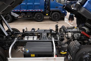 �������� ���S1 PLUS 150���� 4X2 3����ж��(����)ͼƬ