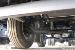 湖北大运 致胜 标载型 220马力 6X2 5.8米栏板载货车(10挡)(DYQ1243D6CB)