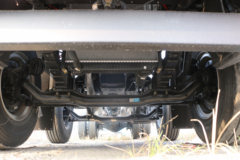 湖北大运 致胜 标载型 220马力 6X2 5.8米栏板载货车(10挡)(DYQ1243D6CB)