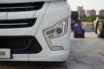 �����ؿ� ����X6000 600���� 4X2 AMT�Զ���ǣ����ͼƬ