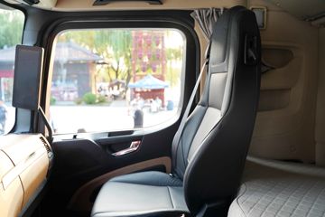 �����ؿ� ����X6000 600���� 4X2 AMT�Զ���ǣ����ͼƬ