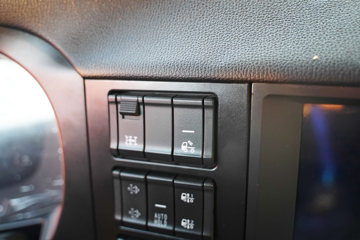 �����ؿ� ����X6000 600���� 4X2 AMT�Զ���ǣ����ͼƬ