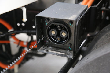 Զ�� ����H8E 2022�� ������ 4.5T 4.1�׵��Ŵ��綯��դʽ�Ῠ(JGL5047CCYBEVM5)89.1kWhͼƬ