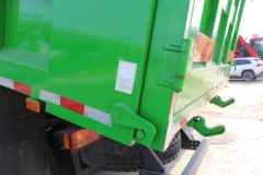陕汽商用车 轩德翼6 245马力 6X2 5.5米自卸车(国六)(SX3254GP6329)