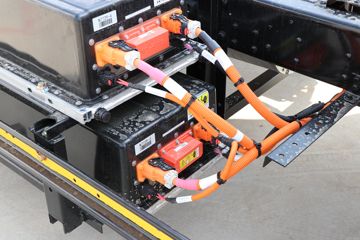 ��� J6F 4.5T 4.16�׵��Ŵ��綯��ʽ�Ῠ(Һɲ)(CA5040XXYP40L3BEVA84)98.04kWhͼƬ