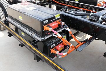 ��� J6F 4.5T 4.16�׵��Ŵ��綯��ʽ�Ῠ(Һɲ)(CA5040XXYP40L3BEVA84)98.04kWhͼƬ