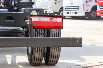 ��� J6F 4.5T 4.16�׵��Ŵ��綯��ʽ�Ῠ(Һɲ)(CA5040XXYP40L3BEVA84)98.04kWhͼƬ