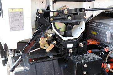 ��� J6F 4.5T 4.16�׵��Ŵ��綯��ʽ�Ῠ(Һɲ)(CA5040XXYP40L3BEVA84)98.04kWhͼƬ