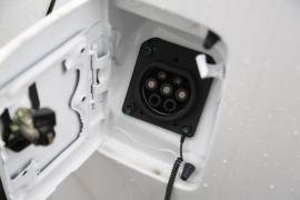 远程E6&nbsp;电动封闭厢货底盘图片