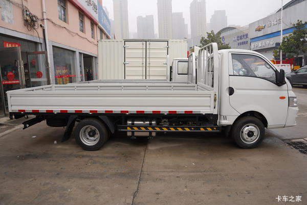 购小霸王W17载货车 享高达0.2万优惠