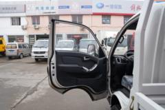 东风 小霸王W17 2L 133马力 4.05米单排栏板小卡(国六)(EQ1031S60Q6)