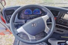 东风新疆 畅行D3 320马力 8X4 7.2米仓栅式载货车(国六)(DFV5313CCYGP6D)