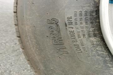 ���� ����˹V9 ���ţ������ 220���� 4X2 6.8�ײ�դʽ�ػ���(�ٱ�4.875)(HFC5180CCYB90K2E2S)ͼƬ