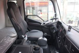 解放JK6&nbsp;冷藏车驾驶室图片