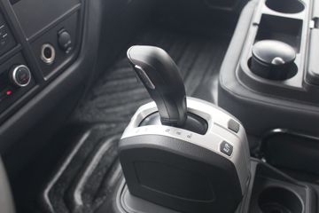 �ൺ��� JK6�п� 260���� 4X2 6.75��AMT�Զ�����س�(����)(CA5180XLCP28K2L5E6A80)ͼƬ