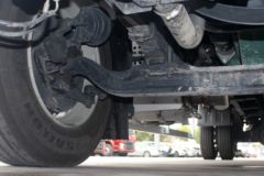 青岛解放 JK6中卡 260马力 4X2 6.75米AMT自动挡冷藏车(国六)(CA5180XLCP28K2L5E6A80)