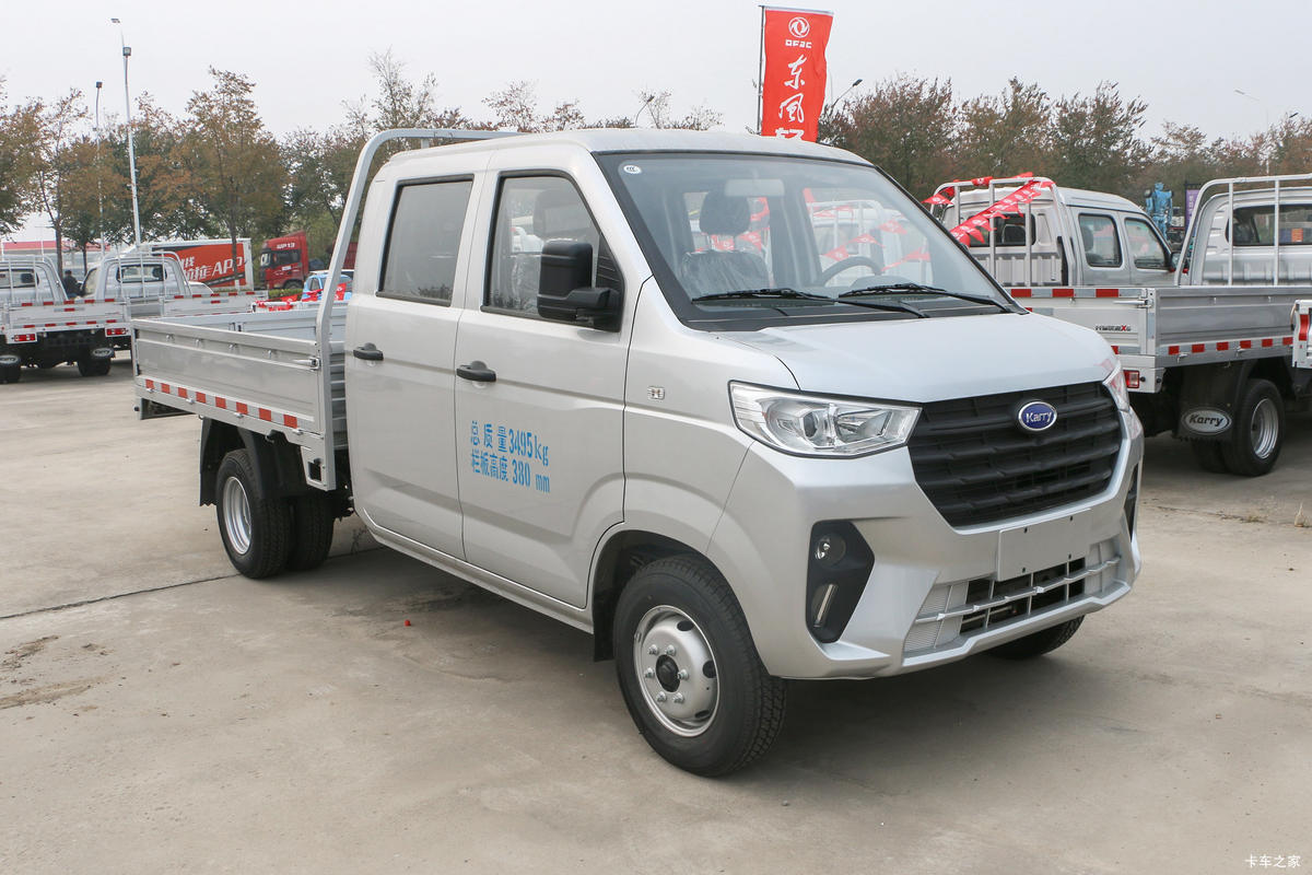 开瑞 X6 舒适Ⅱ型 1.6L 122马力 汽油 2.7米双排栏板微卡(国六)