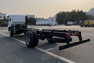 ���� ��ʮ��700P 205���� 4X2 ��Դ������(����)ͼƬ