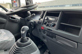 五十铃KV600&nbsp;电源车底盘图片