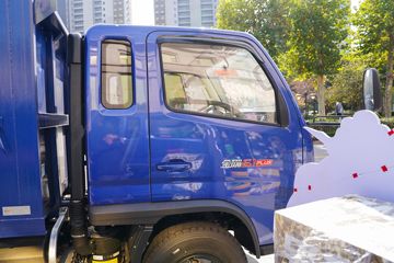 �������� ���S1 PLUS 150���� 4X2 3����ж��(����)ͼƬ