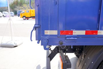 �������� ���S1 PLUS 150���� 4X2 3����ж��(����)ͼƬ